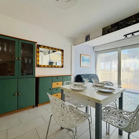 Apartamento T2 En Rez-de-jardin Face à La Avec Parking - Fr-1-309-493